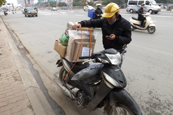 Tìm việc shipper tại Hà Nội: thực trạng và thách thức khó lường - Ảnh 3