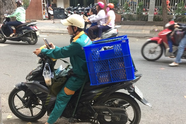 Tìm việc shipper tại Hà Nội: thực trạng và thách thức khó lường - Ảnh 2